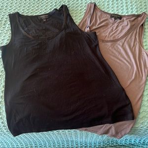 Banana Republic L tank tops